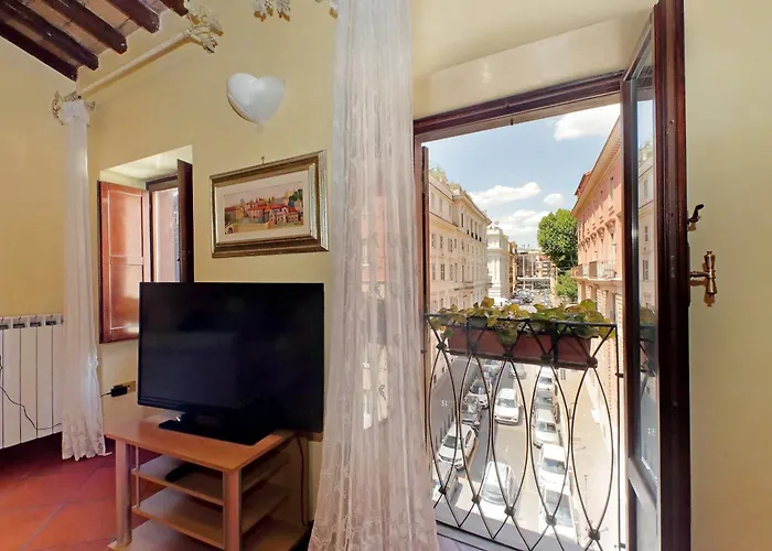 Classic Next To Popolo Square Appartement *